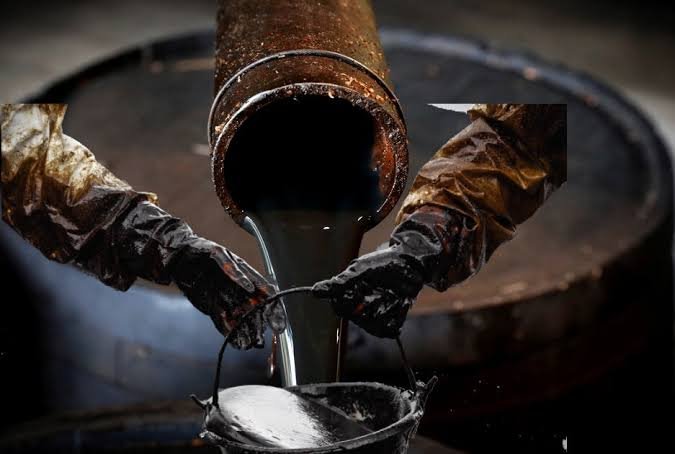 ارتفاع أسعار النفط في ظل مؤشرات قوة الطلب الأمريكي