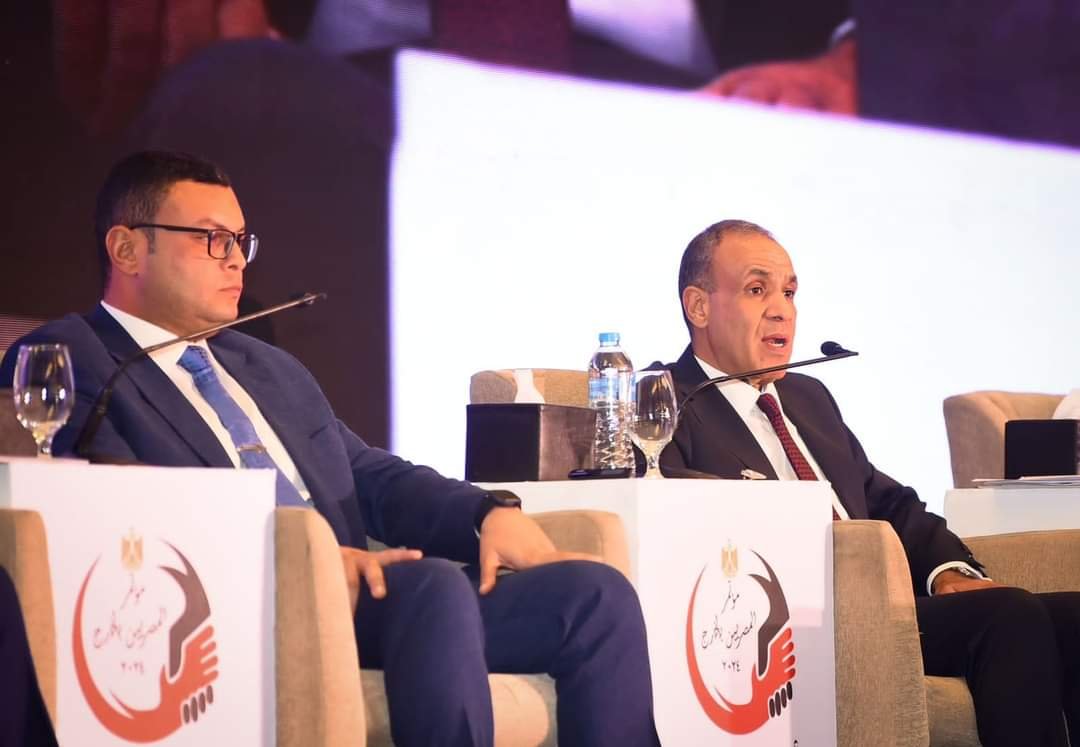 زير الإسكان يشارك في الجلسة الأولى بمؤتمر المصريين في الخارج بعنوان “فرص وآفاق الاستثمار فى مصر”