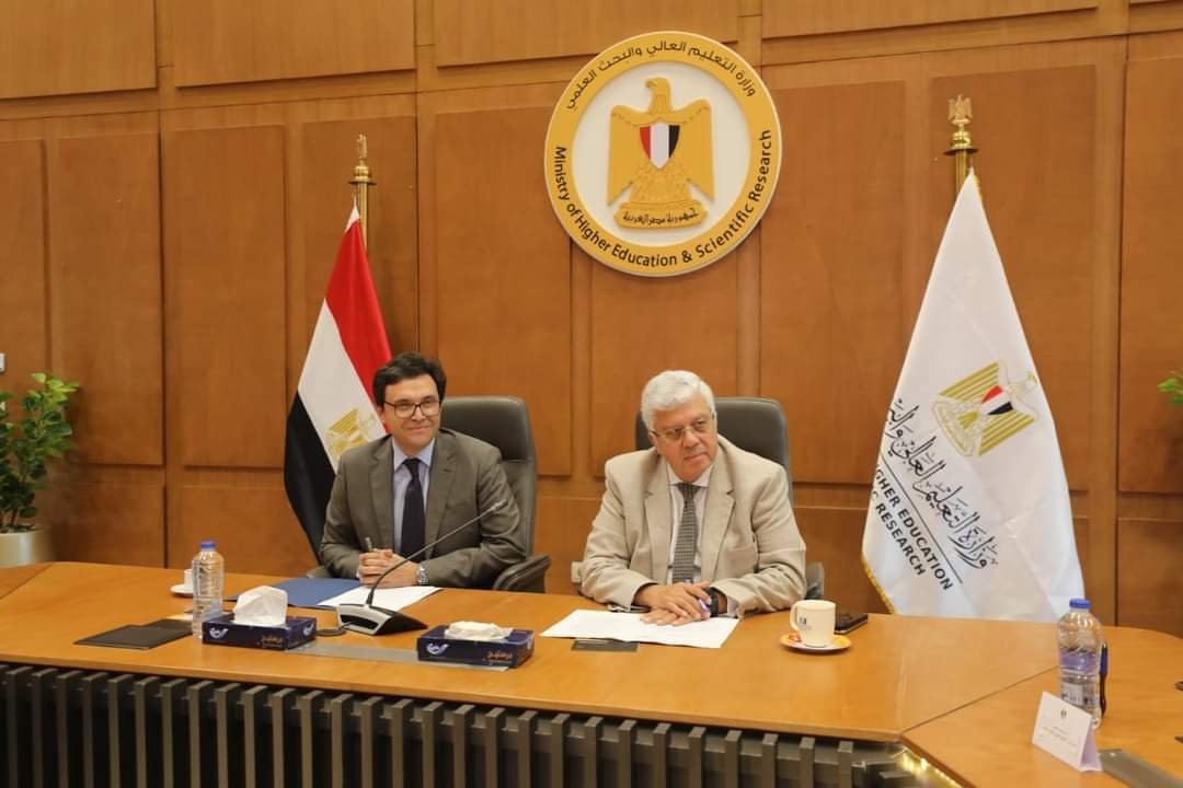 وزيرا التعليم العالي والثقافة يبحثان التعاون المشترك في تعزيز الوعي الثقافي لطلاب الجامعات