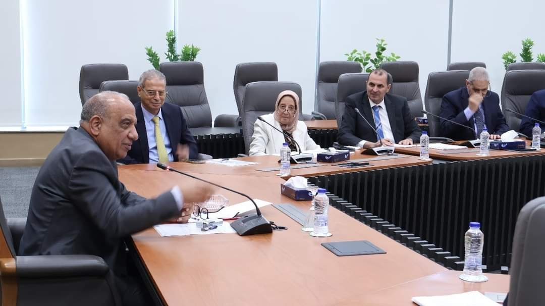 وزير الكهرباء: الاهتمام ببرامج الصيانة ورفع كفاءة الشبكات وخفض الفاقد الفنى والحد من تكرار الأعطال