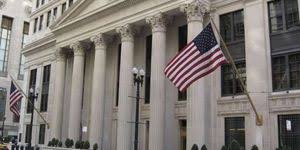 داو جونز يقفز 500 نقطة مع تراجع مخاوف الركود الاقتصادي