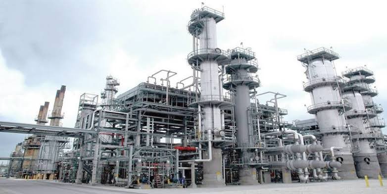 انخفاض إنتاج مصافي التكرير الصينية للشهر الرابع على التوالي في يوليو