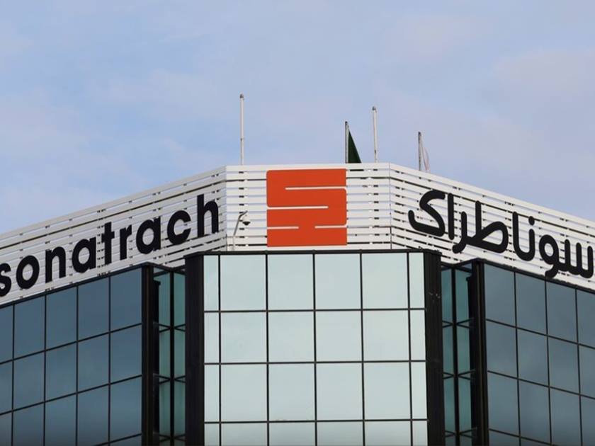 الجزائر ترسل أول شحنة من الغاز الطبيعي إلى لبنان غدًا