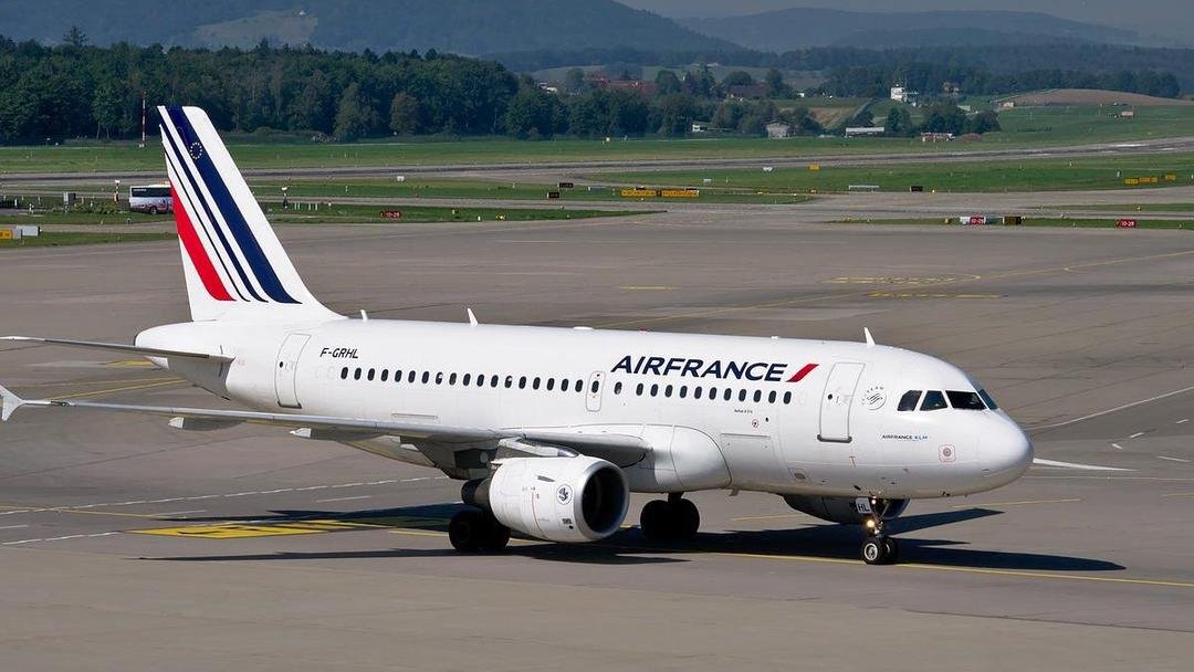 إير فرانس تلغي رحلاتها إلى تل أبيب وبيروت