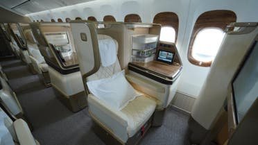 “طيران الإمارات” تسيير طائراتها المحدثة “بوينغ 777” إلى الرياض وزيورخ