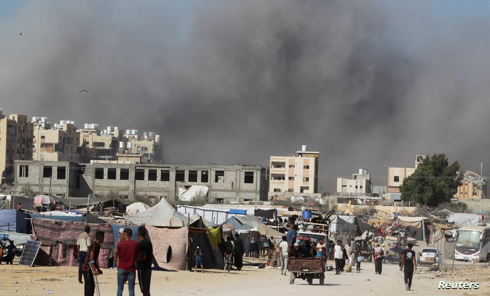 بين “الفجوات” و”مؤشرات التقدم”.. جهود مكثفة للتوصل لاتفاق وقف إطلاق النار بغزة