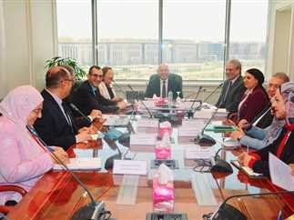 الوزير يبحث مع جنرال موتورز التوسع بالسوق المصرية وضخ الاستثمارات وتوطين صناعة السيارات