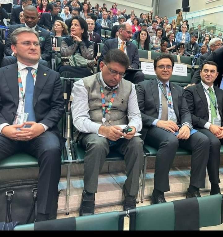 وزير الثقافة يشهد افتتاح “منتدى سانت بطرسبرج للثقافات المتحدة” بحضور الرئيس الروسي