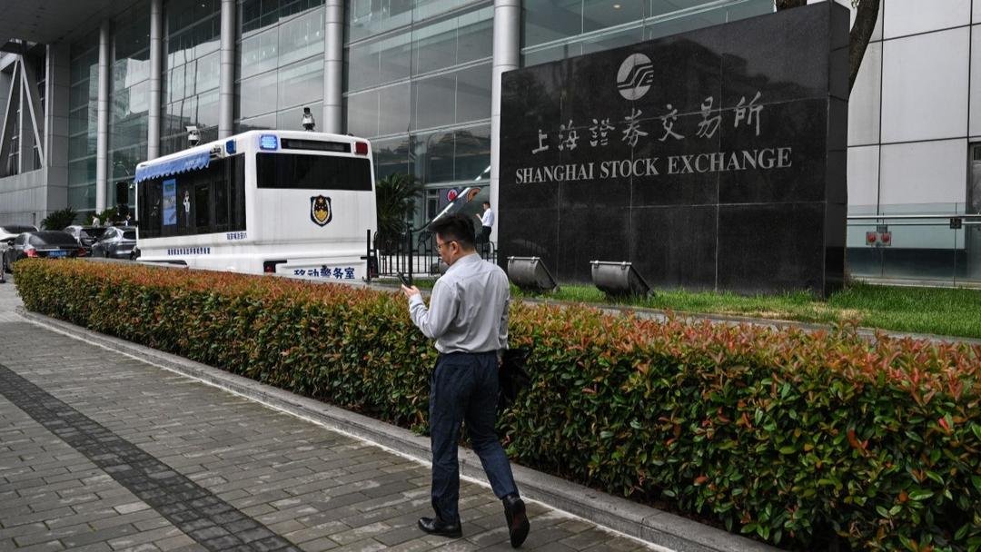 الأسهم الصينية تسجل أفضل أداء أسبوعي منذ 2008 بفضل تأثير التحفيزات الاقتصادية