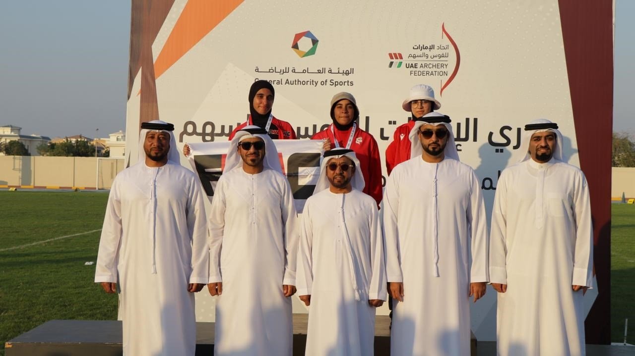 «المدام» و«الشارقة» يتصدران دوري القوس والسهم