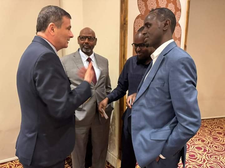 وزير الزراعة يبحث مع نظيره الصومالي سبل التعاون المشترك