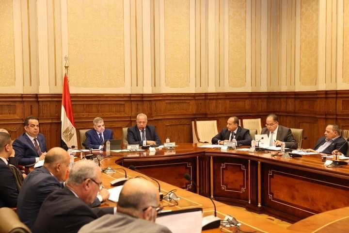 الفريق أسامة ربيع يشارك في مناقشة تعديلات لقوانين بحرية بمجلس الشيوخ