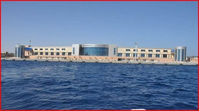 إعادة فتح ميناء الغردقة البحرى وانتظام الحركة الملاحية بموانئ البحر الأحمر