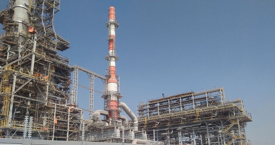 القلعة تعلن إتمام إعادة هيكلة ديون المصرية للتكرير الأساسية والثانوية