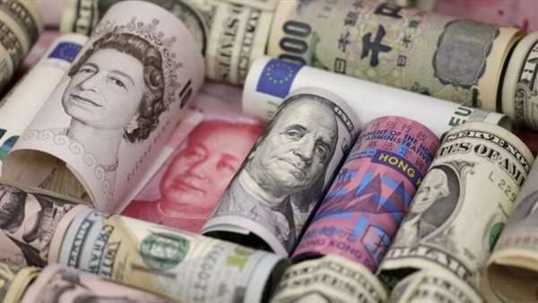 أسعار العملات أمام الجنيه المصري في تعاملات اليوم الأحد 8 ديسمبر 2024