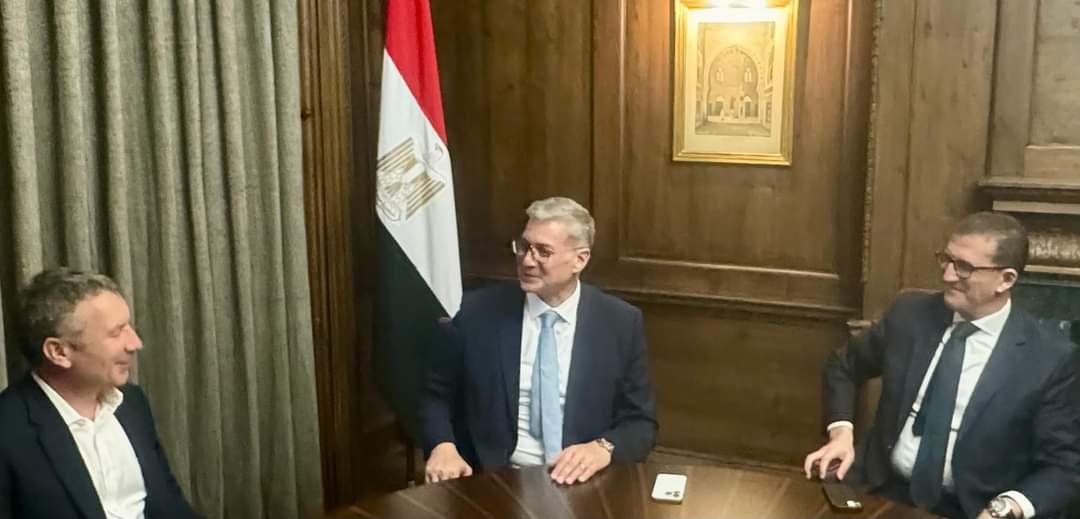 “اكسون موبيل” تبدأ منتصف الشهر الحالي حفر بئر جديدة للتنقيب عن الغاز بغرب المتوسط