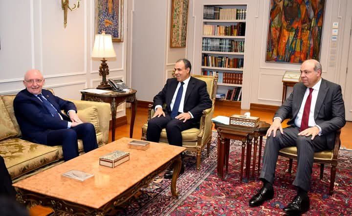 وزير الخارجية يلتقي بأمين عام المنظمة الدولية للطيران المدني “الإيكاو”