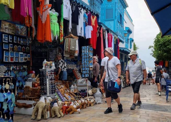 إيرادات تونس من السياحة تسجل 2.2 مليار دولار منذ بداية العام