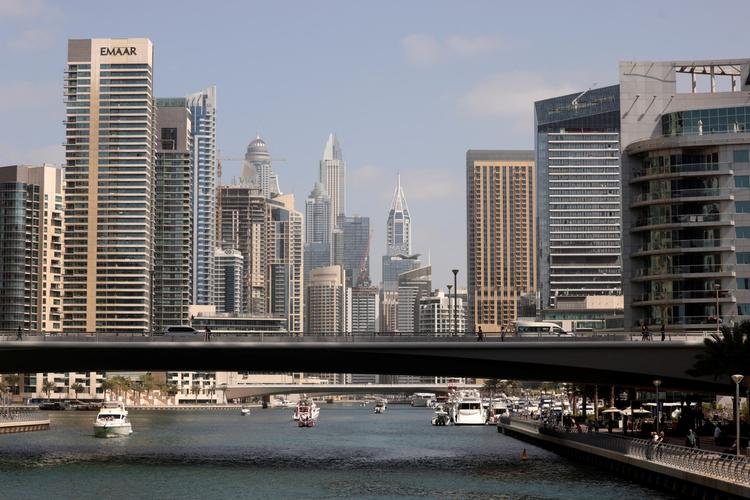 البنك الدولي يخفض توقعاته لنمو اقتصاد الإمارات إلى 4% في 2025
