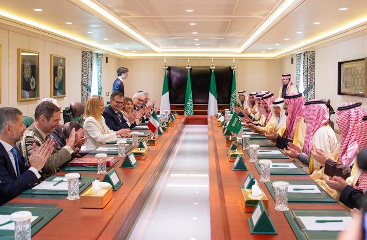 اتفاقيات بقيمة 10 مليارات دولار.. السعودية وإيطاليا توقعان انشاء شراكة استراتيجية
