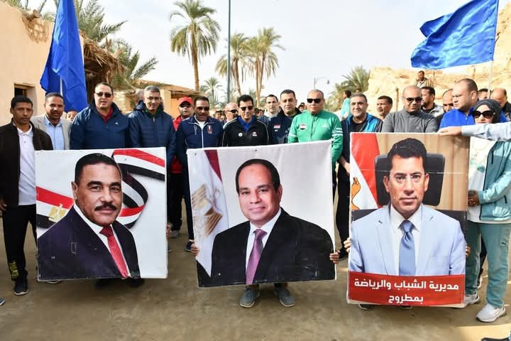 وزير الشباب ومحافظ مطروح يقودان مهرجان للمشي بواحة سيوه