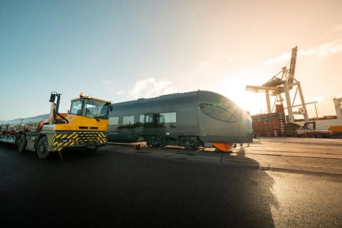 أشرفت شركة HHLA Project Logistics على أول عملية شحن في ميناء هامبورغ