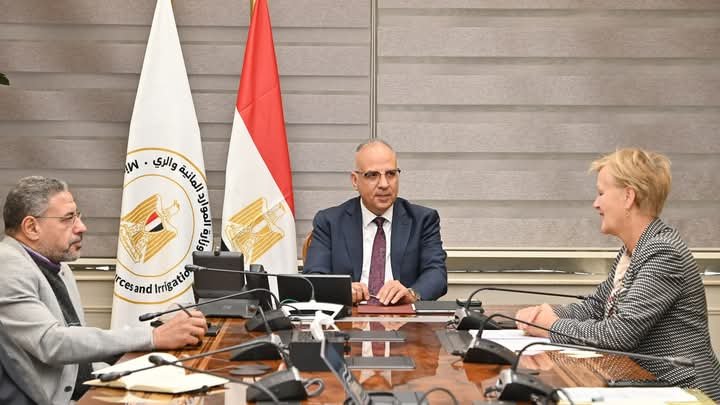 وزير الري يلتقى سفيرة الإتحاد الأوروبى في مصر للتباحث حول سُبل تعزيز الشراكة المائية بين مصر