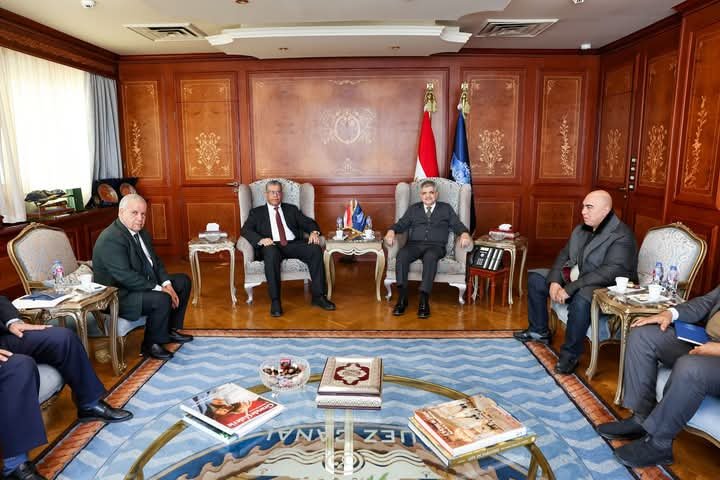 الفريق ربيع يبحث سبل التعاون المشترك مع وفد شركة إعمار ليبيا القابضة وممثلي عدد من الموانئ الليبية
