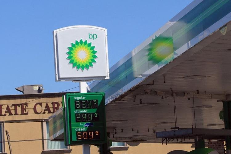 بي بي البريطانية تزيد إنفاقها السنوي على الوقود الأحفوري إلى 10 مليارات دولار