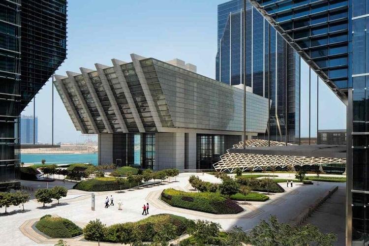 أبوظبي العالمي “ADGM” يحقق نموًا بنسبة 245% في حجم الأصول تحت الإدارة خلال 2024