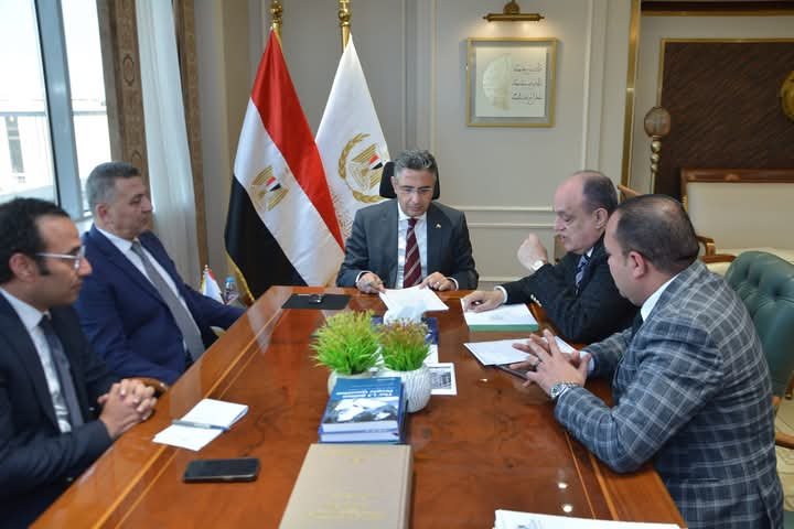 وزير التموين يلتقي نواب البرلمان لمناقشة احتياجات المواطنين