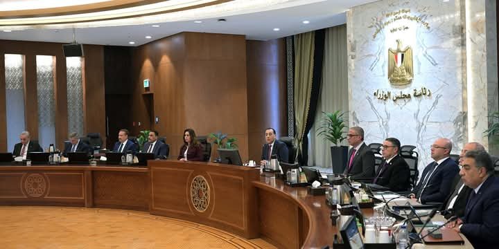 مدبولي يوجه المحافظين بمتابعة أسعار السلع وتوفير الدعم للأسر الأكثر احتياجًا استعدادًا لرمضان