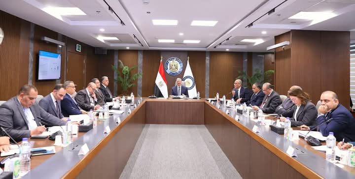 وزير البترول: مشروعات البتروكيماويات تدعم توطين الصناعة وتقليل الاستيراد