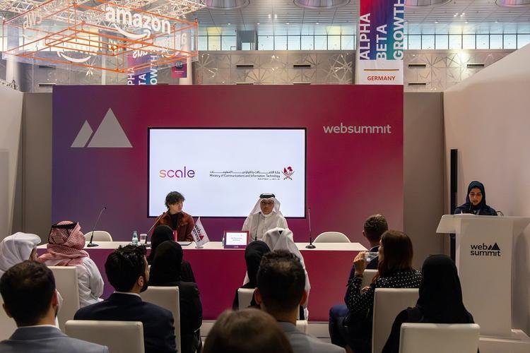 قطر توقع اتفاقًا مع شركة سكيل لاستخدام الذكاء الاصطناعي في تحسين الخدمات الحكومية