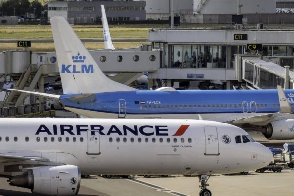 إير فرانس-KLM تعرض 300 مليون يورو للاستحواذ على 51% من «إير يوروبا»