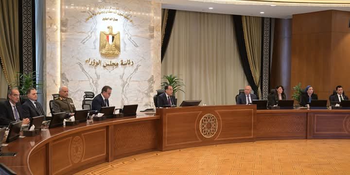 مدبولي يوجه الوزراء بتكثيف الجولات الميدانية لمتابعة المشروعات التنموية والخدمية وتحسين الخدمات للمواطنين