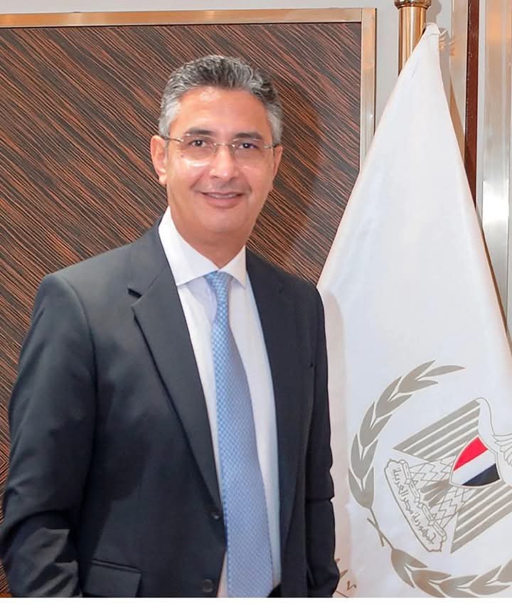 وزير التموين يتابع صرف المنحة الإضافية للسلع التموينية ويؤكد استمرار الصرف حتى نهاية مارس