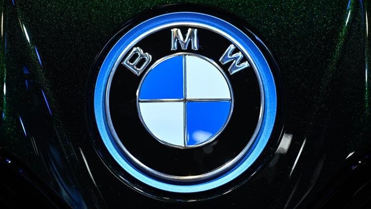 تراجع أرباح BMW بـ 37% في 2024 بسبب ضعف المبيعات في الصين