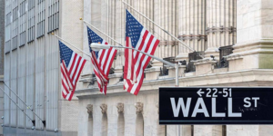 انخفاض مؤشر الخوف في وول ستريت قرب مستوى 25 نقطة