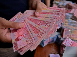 العملة الإندونيسية تمحو خسائرها بعدما انخفضت لأدنى مستوى على الإطلاق