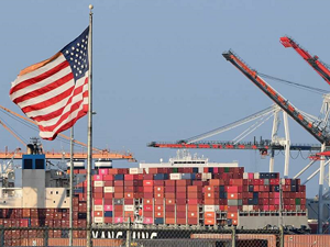 انخفاض أسعار الواردات الأمريكية لأول مرة خلال 6 أشهر