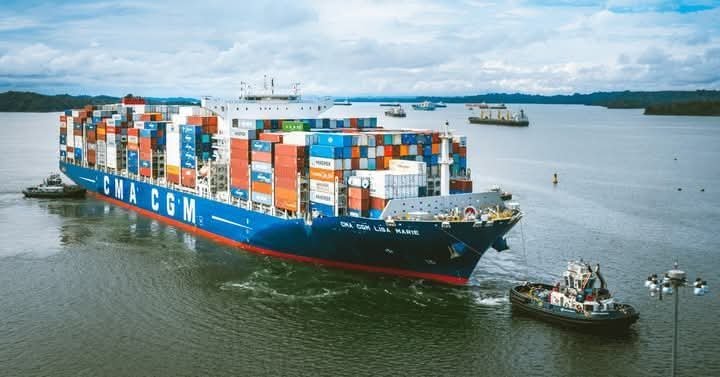 تضرر 13 سفينة حاويات كبيرة من الوقود الملوث