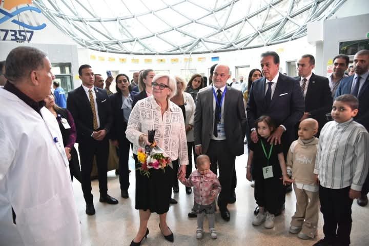 وزيرا الصحة في مصر وفرنسا يتفقدان معهد ناصر ومستشفى 57357 لتعزيز التعاون الصحي