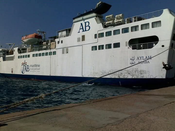 تداول 14 ألف طن بضائع و754 شاحنة بموانئ البحر الأحمر خلال 24 ساعة