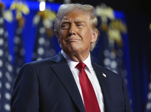 ترامب يوقع أمرًا تنفيذيًا لتسريع التعدين البحري