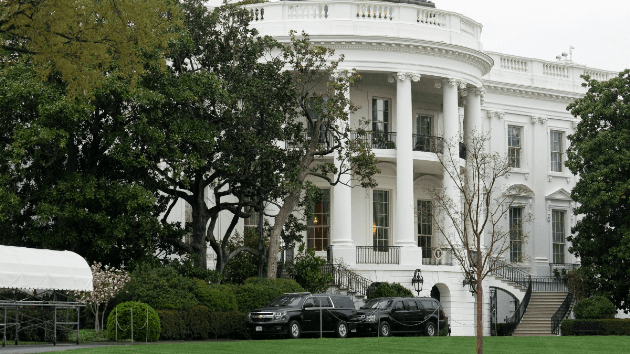 البيت الأبيض: الرسوم الجمركية على الصين سترتفع إلى 104% في الساعة 12:01 صباحًا