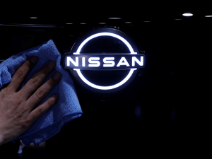 نيسان تسعى لجمع 7 مليارات دولار عبر بيع أصول وإصدار سندات