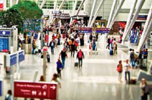 مطار نيوارك الأمريكي يفقد الاتصال بالطائرات إثر عطل تقني