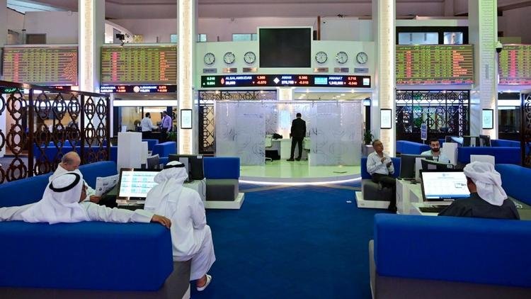 بنوك الخليج تُبقي على أسعار الفائدة دون تغيير بعد قرار الاحتياطي الفيدرالي الأميركي