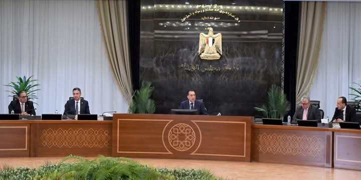 رئيس الوزراء: الحكومة ستدعم ما يتوافق عليه النواب بشأن الإيجارات القديمة.. ومباحثات مع السعودية لاستثمارات ضخمة قريبًا